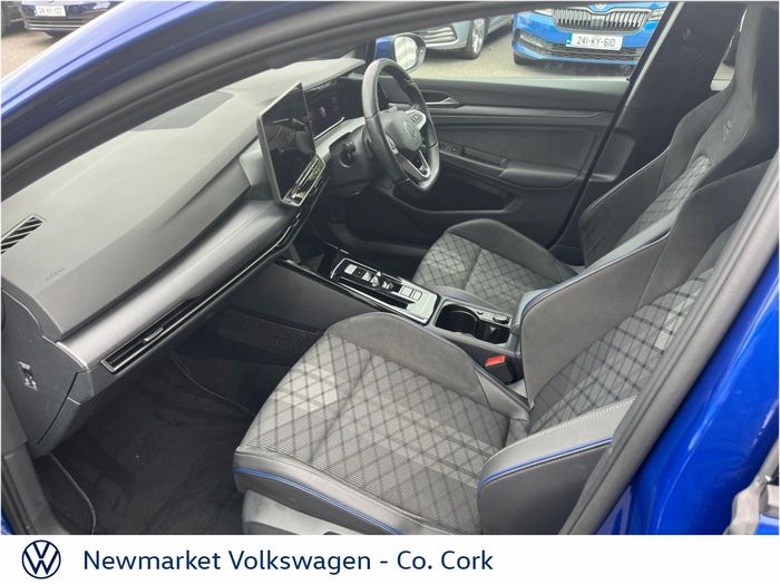 Volkswagen Golf 2024