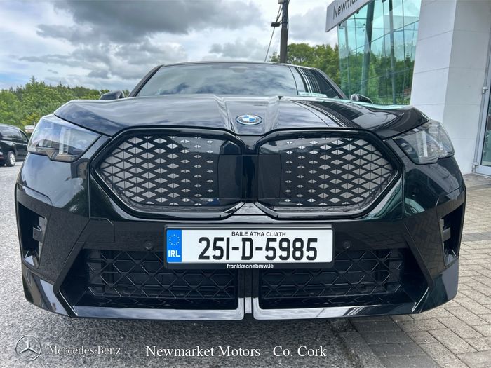 BMW iX2 2025