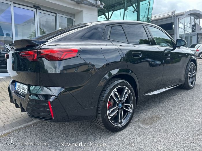 BMW iX2 2025