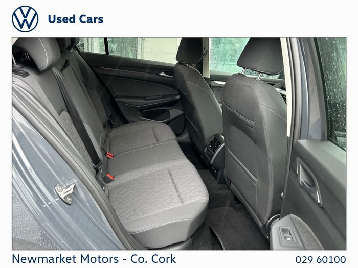 Volkswagen Golf 2024