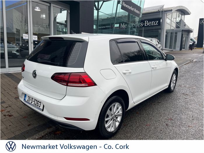 Volkswagen Golf 2021