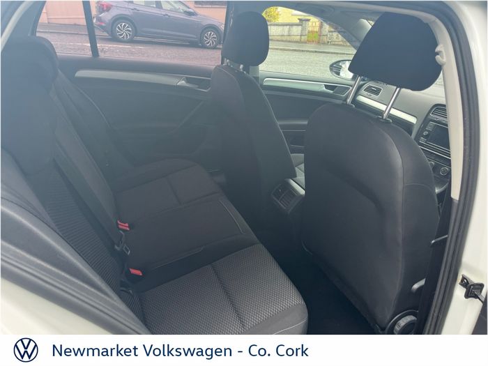 Volkswagen Golf 2021