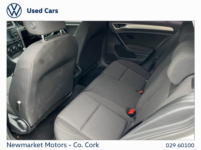 Volkswagen Golf 2021