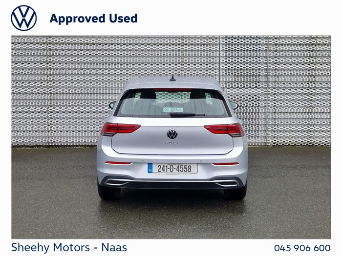 Volkswagen Golf 2024