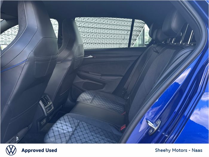 Volkswagen Golf 2025