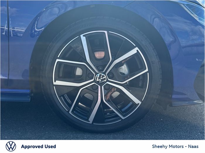 Volkswagen Golf 2025