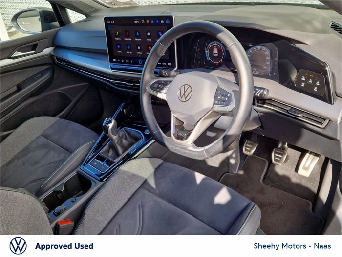 Volkswagen Golf 2024