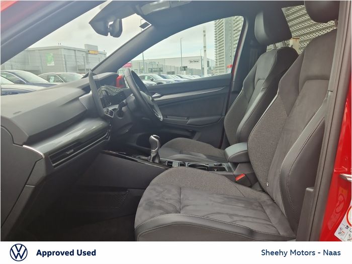 Volkswagen Golf 2024