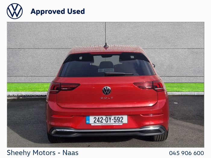 Volkswagen Golf 2024