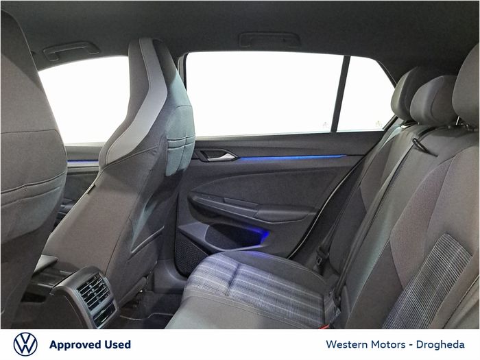 Volkswagen Golf 2024