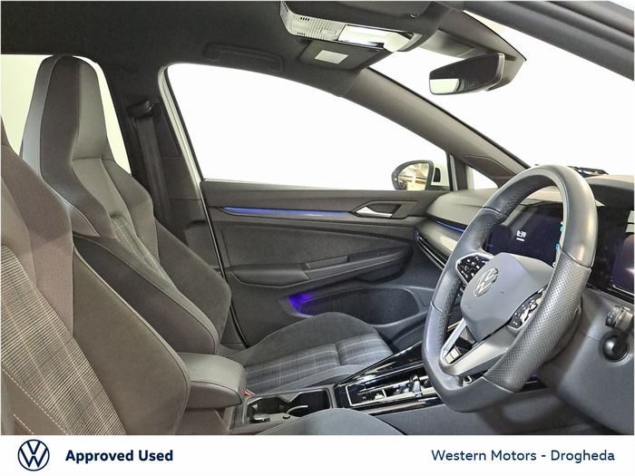 Volkswagen Golf 2024