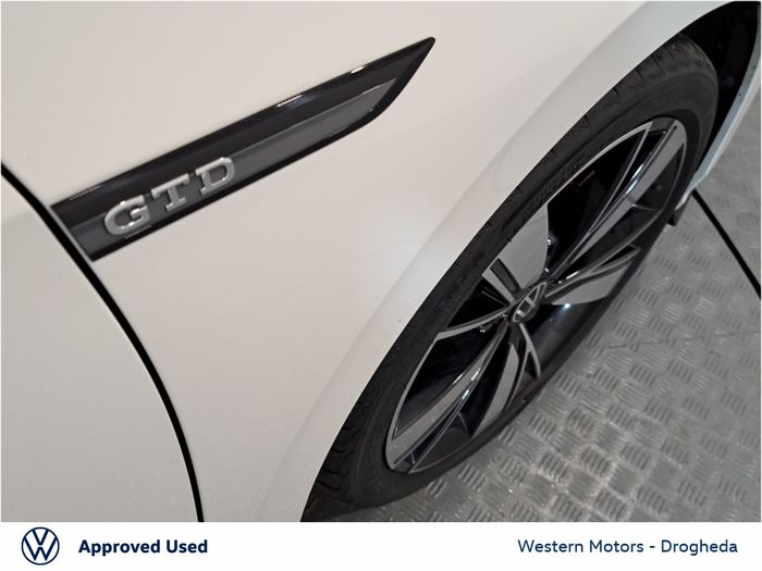 Volkswagen Golf 2024