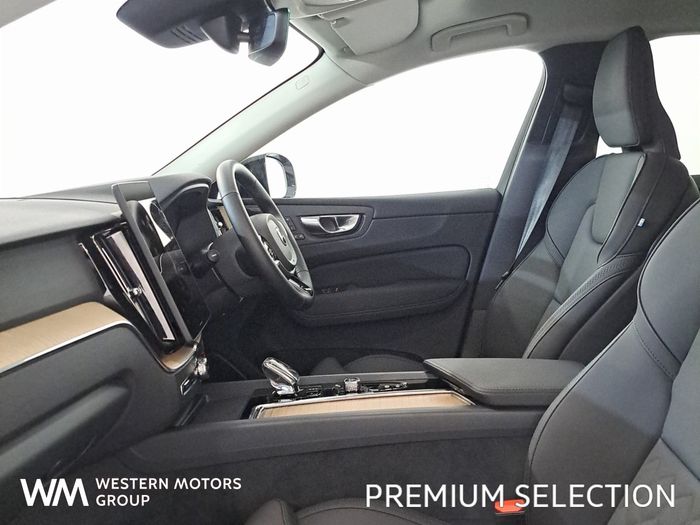 Volvo XC60 2025