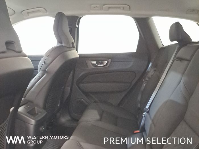 Volvo XC60 2025