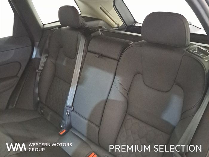Volvo XC60 2025
