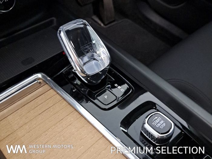 Volvo XC60 2025