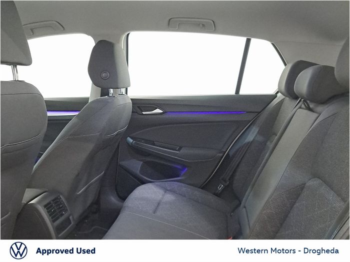 Volkswagen Golf 2021