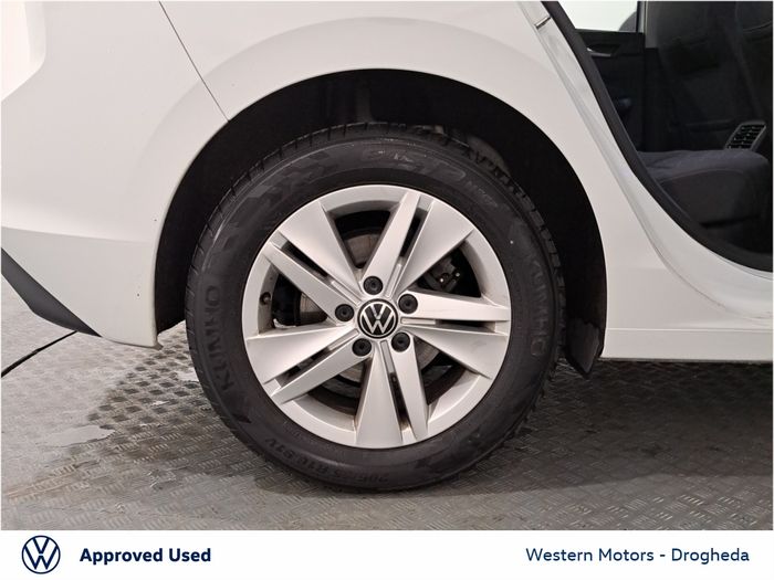 Volkswagen Golf 2021