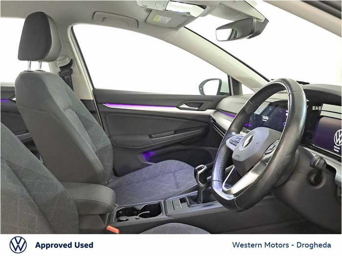 Volkswagen Golf 2021
