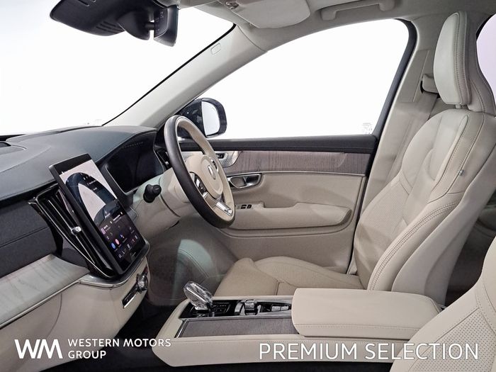 Volvo XC90 2025