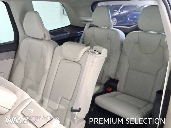 Volvo XC90 2025