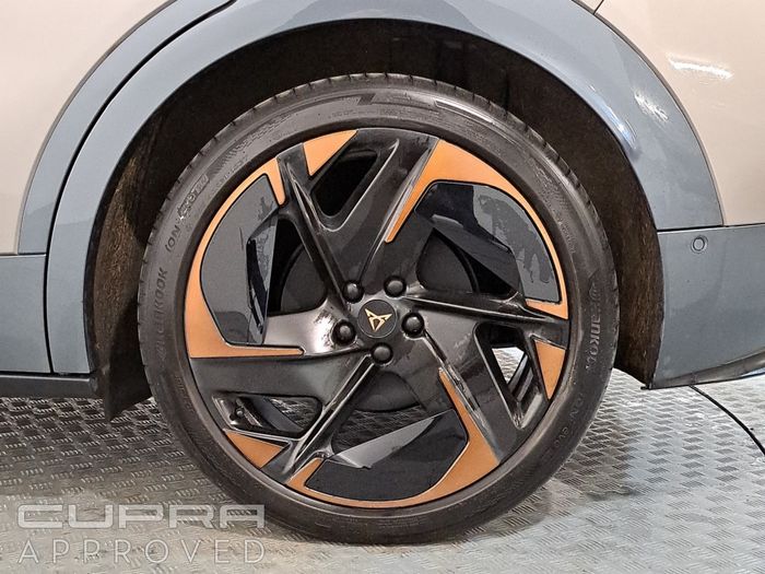 Cupra Tavascan 2025