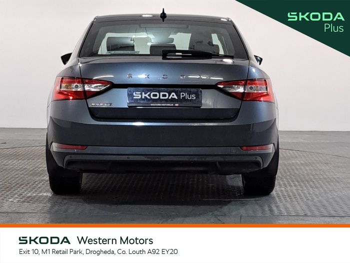 Skoda Superb 2022