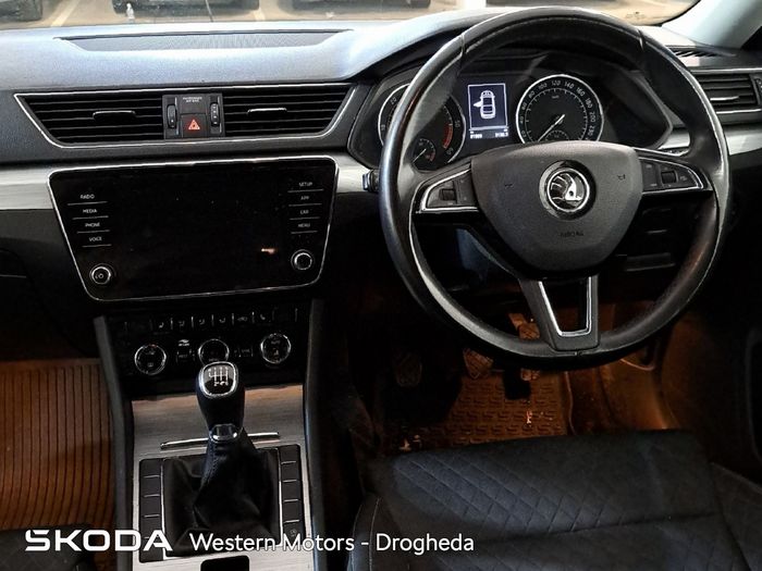 Skoda Superb 2021