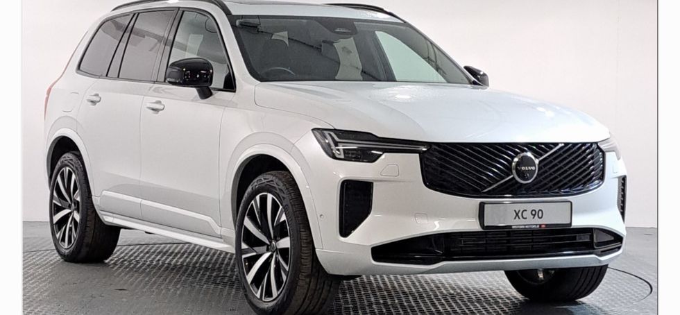 Volvo XC90 2025