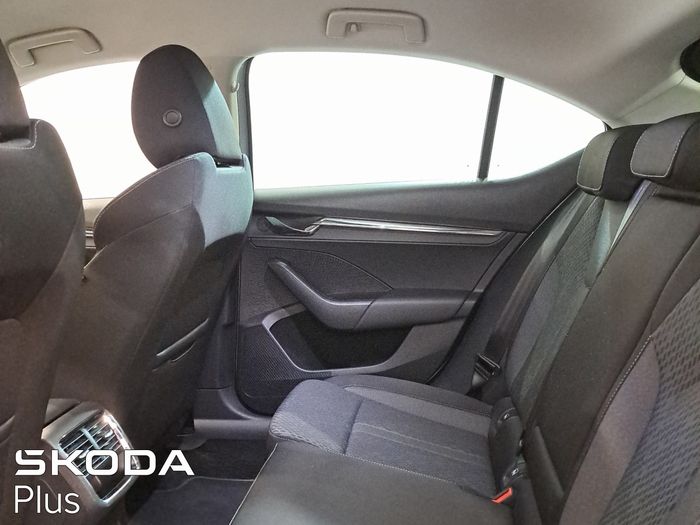 Skoda Octavia 2023