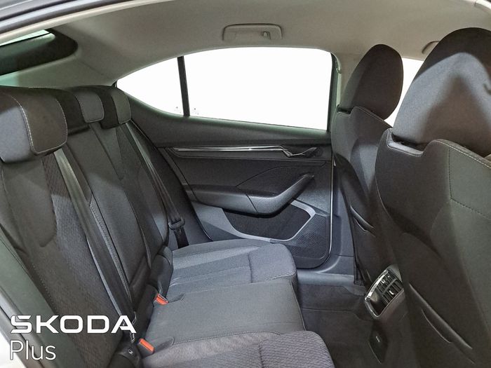 Skoda Octavia 2023