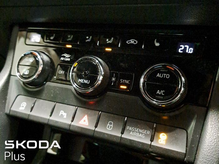 Skoda Karoq 2025