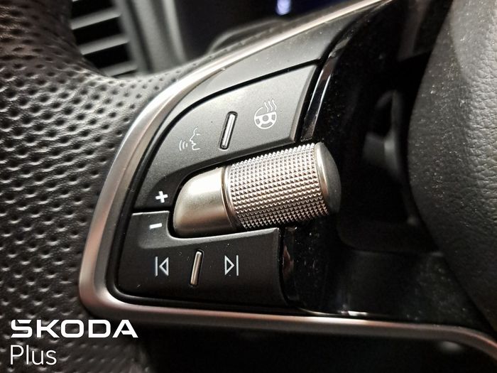 Skoda Karoq 2025