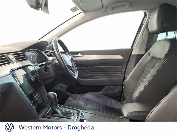 Volkswagen Passat 2022