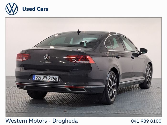Volkswagen Passat 2022