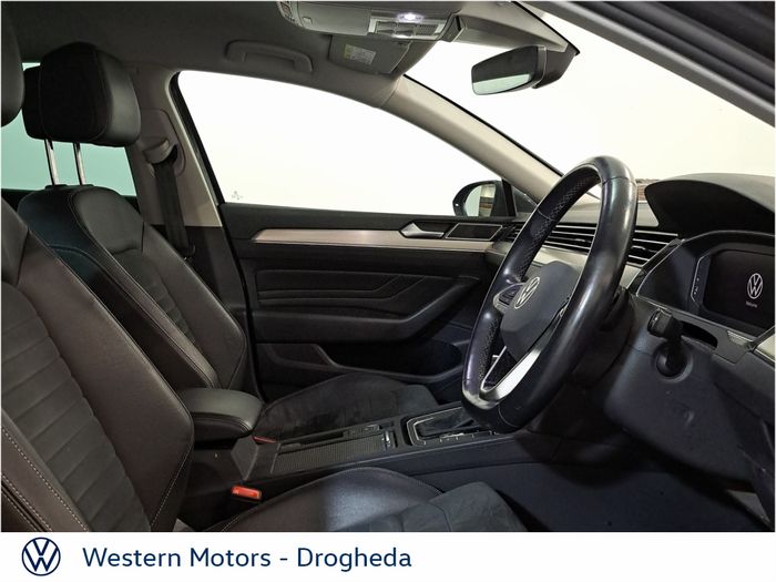 Volkswagen Passat 2022