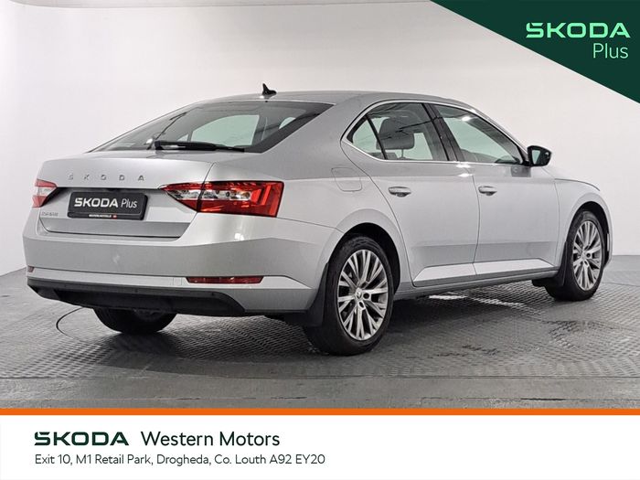 Skoda Superb 2023
