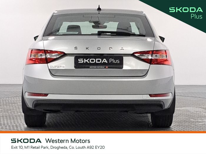 Skoda Superb 2023