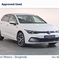 Volkswagen Golf 2024