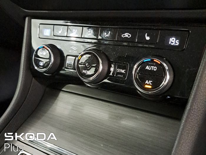 Skoda Superb 2023