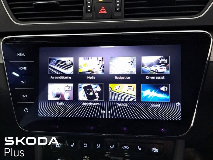 Skoda Superb 2023