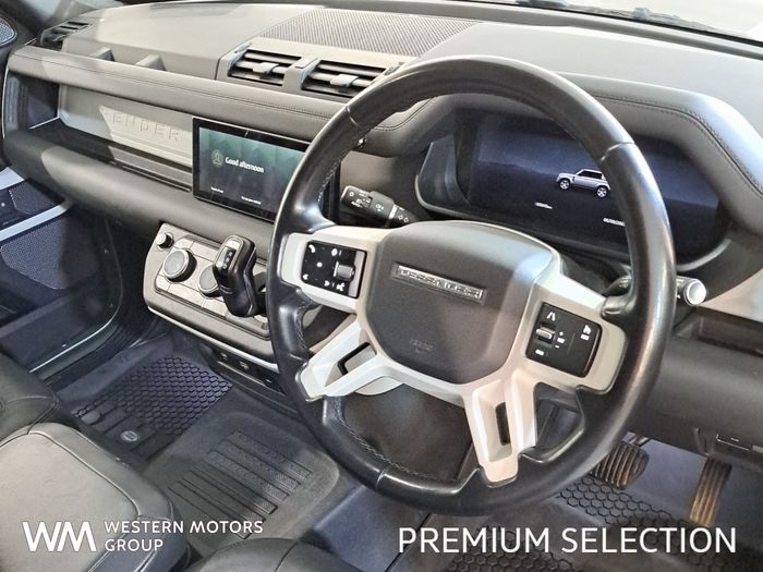 Land Rover Defender 2024