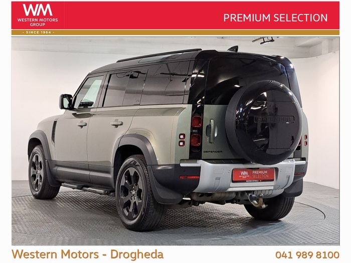Land Rover Defender 2024