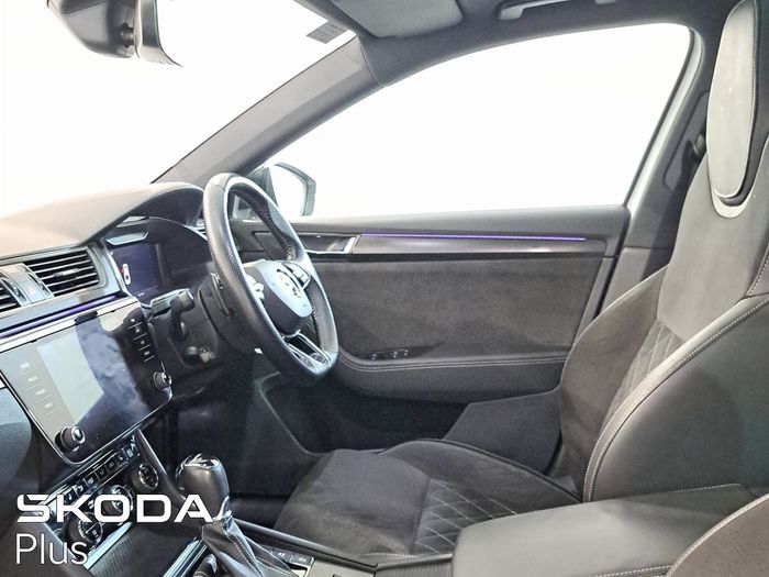 Skoda Superb 2023