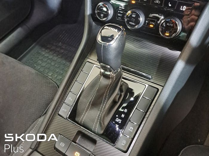 Skoda Superb 2023