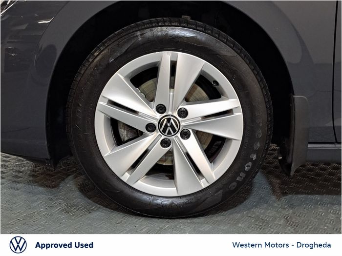 Volkswagen Golf 2023