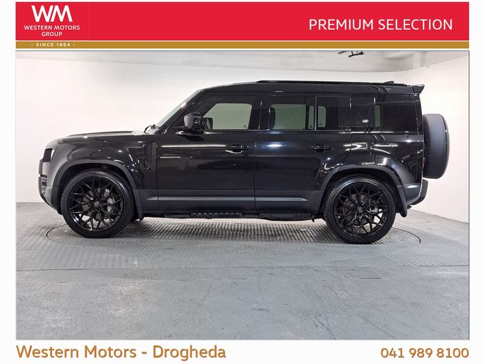 Land Rover Defender 2023