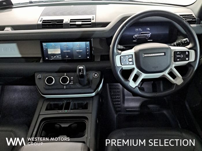 Land Rover Defender 2023