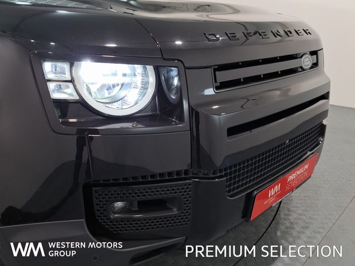 Land Rover Defender 2023