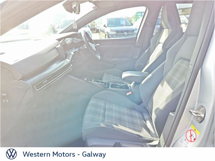 Volkswagen Golf 2023